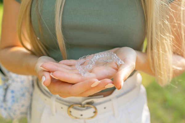 Ways That Clear Aligners Differ From Traditional Aligners